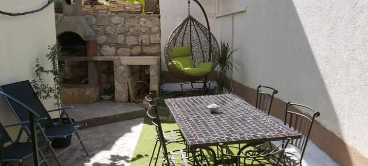 Angie Old Town With Jacuzzi Villa Split
